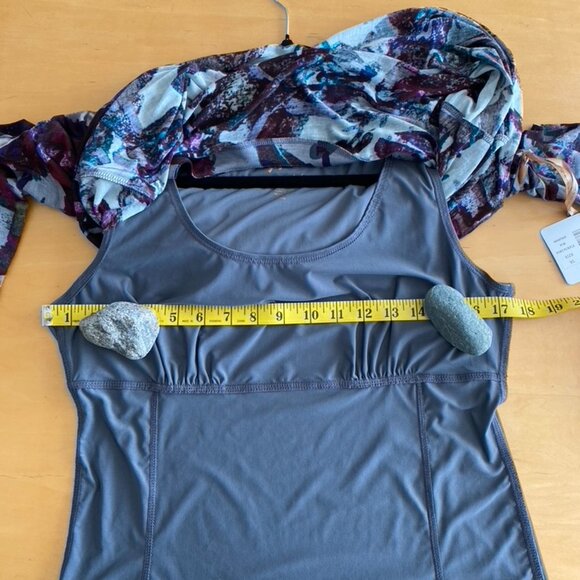 Miraclebody Miracle Body by Miraclesuit Gray/Burg XL Tunic smoothing underlayer - Picture 12 of 15